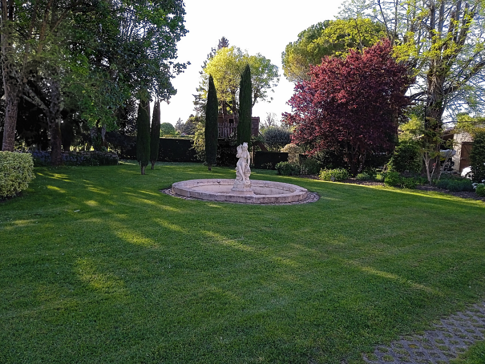 Création de jardin commune carbon blanc